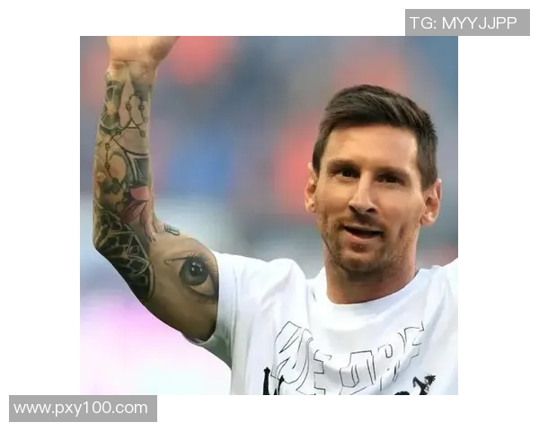 足球明星纹身妹妹的真实身份揭秘及她的故事分享